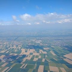 Flugwegposition um 13:56:59: Aufgenommen in der Nähe von Augsburg, Deutschland in 2097 Meter
